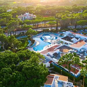 4* Semesteranläggning (resort) Four Seasons Country Club